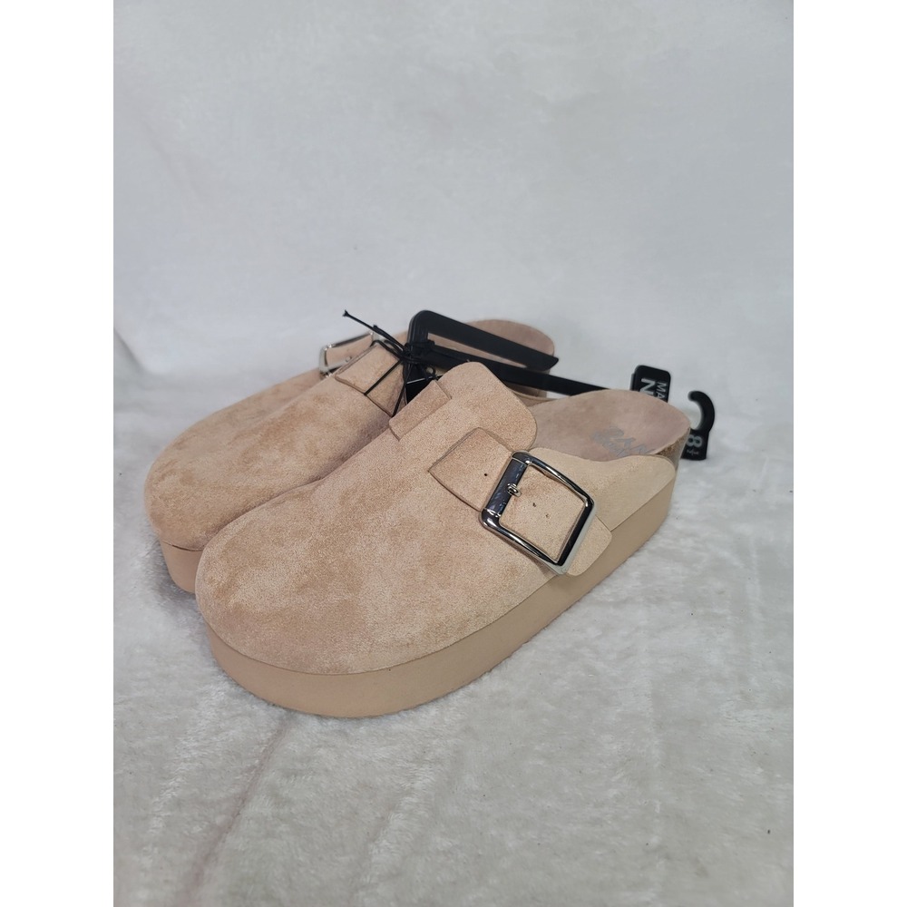Madden Cozycore Tan Faux Suede Platform Buckle Clogs Mules Size 8.5 Cabincore